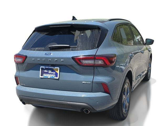 Certified 2023 Ford Escape ST-Line Select w/ Tech Pack #1 AWD/4WD image 4