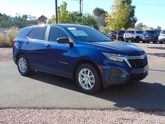 Used 2022 Chevrolet Equinox LS w/ LS Convenience Package AWD/4WD image 8