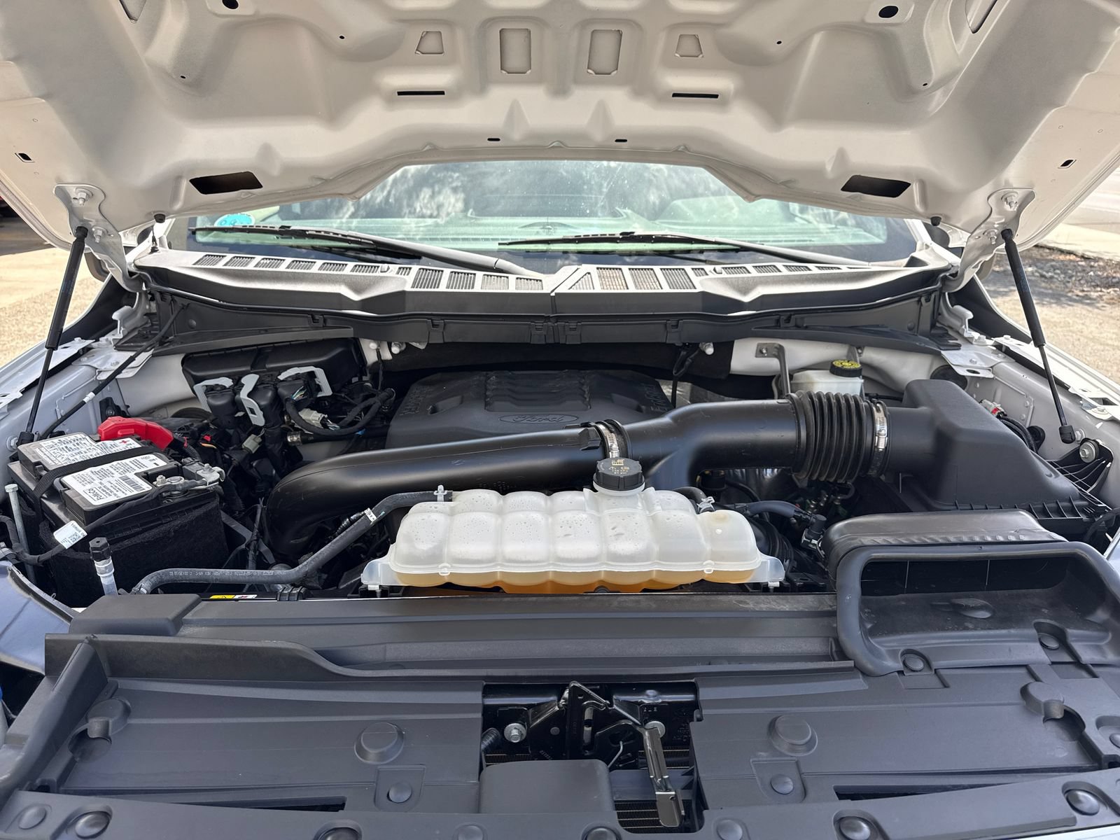 Certified 2022 Ford F150 XL w/ STX Appearance Package AWD/4WD image 22