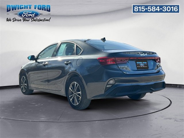 Used 2023 Kia Forte LXS w/ LXS Technology Package image 3