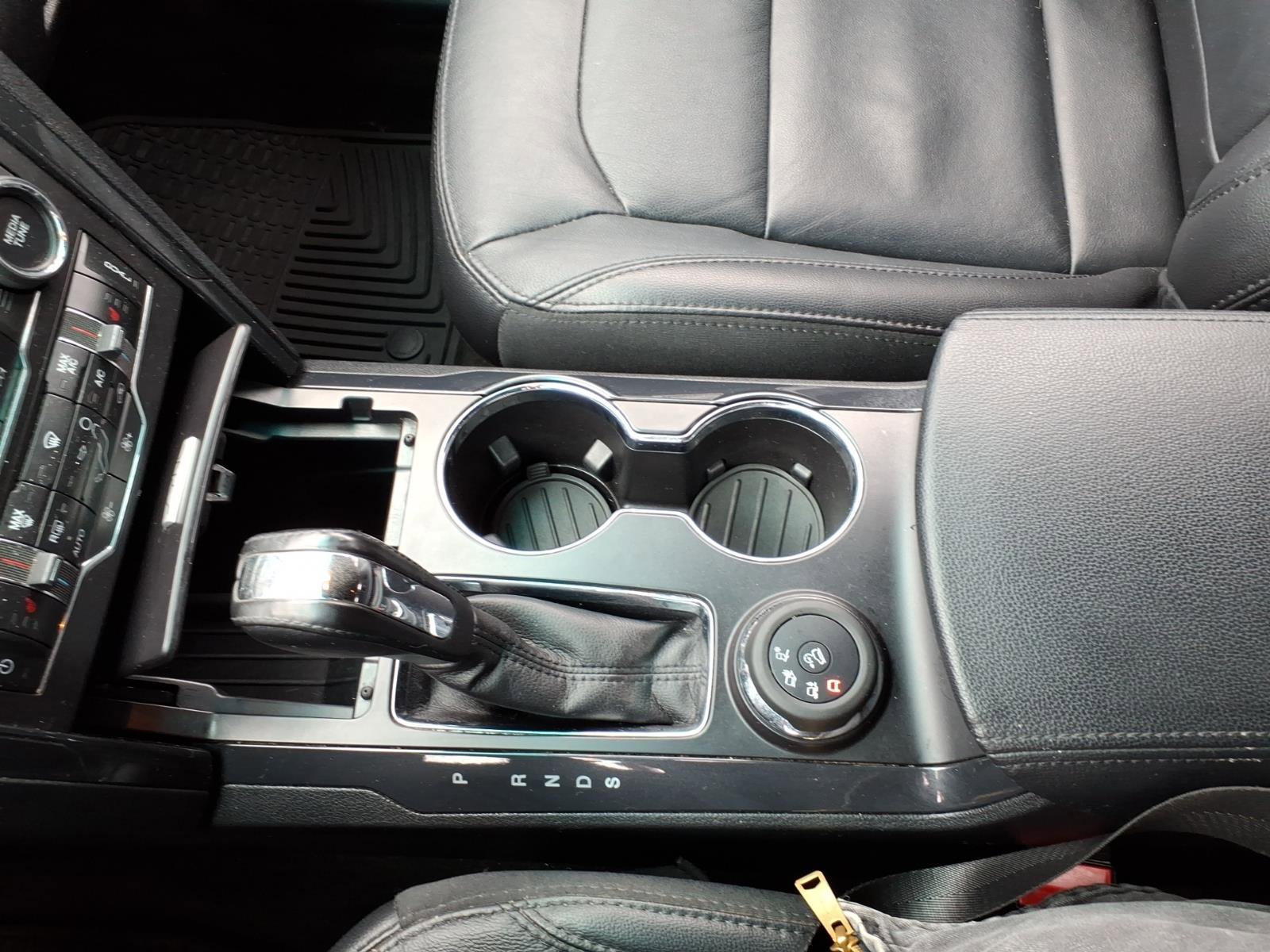 Certified 2017 Ford Explorer XLT w/ Equipment Group 202A image 22