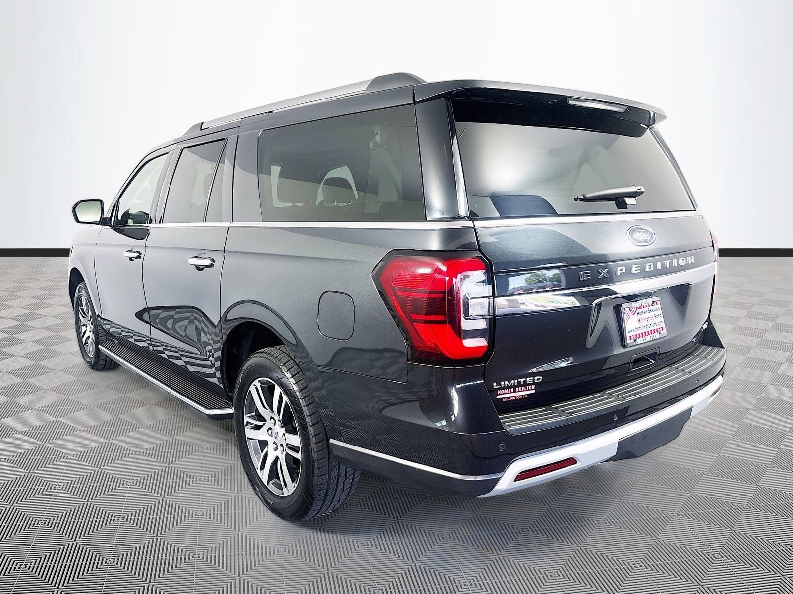 Certified 2023 Ford Expedition Max Limited RWD image 5