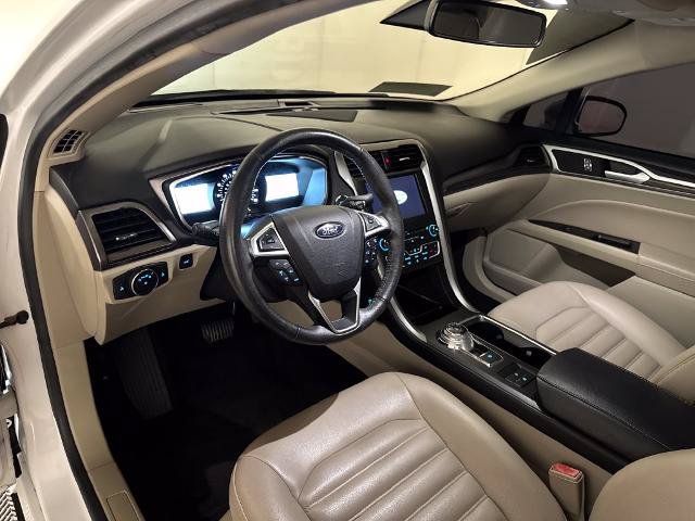 Certified 2020 Ford Fusion SEL FWD image 4