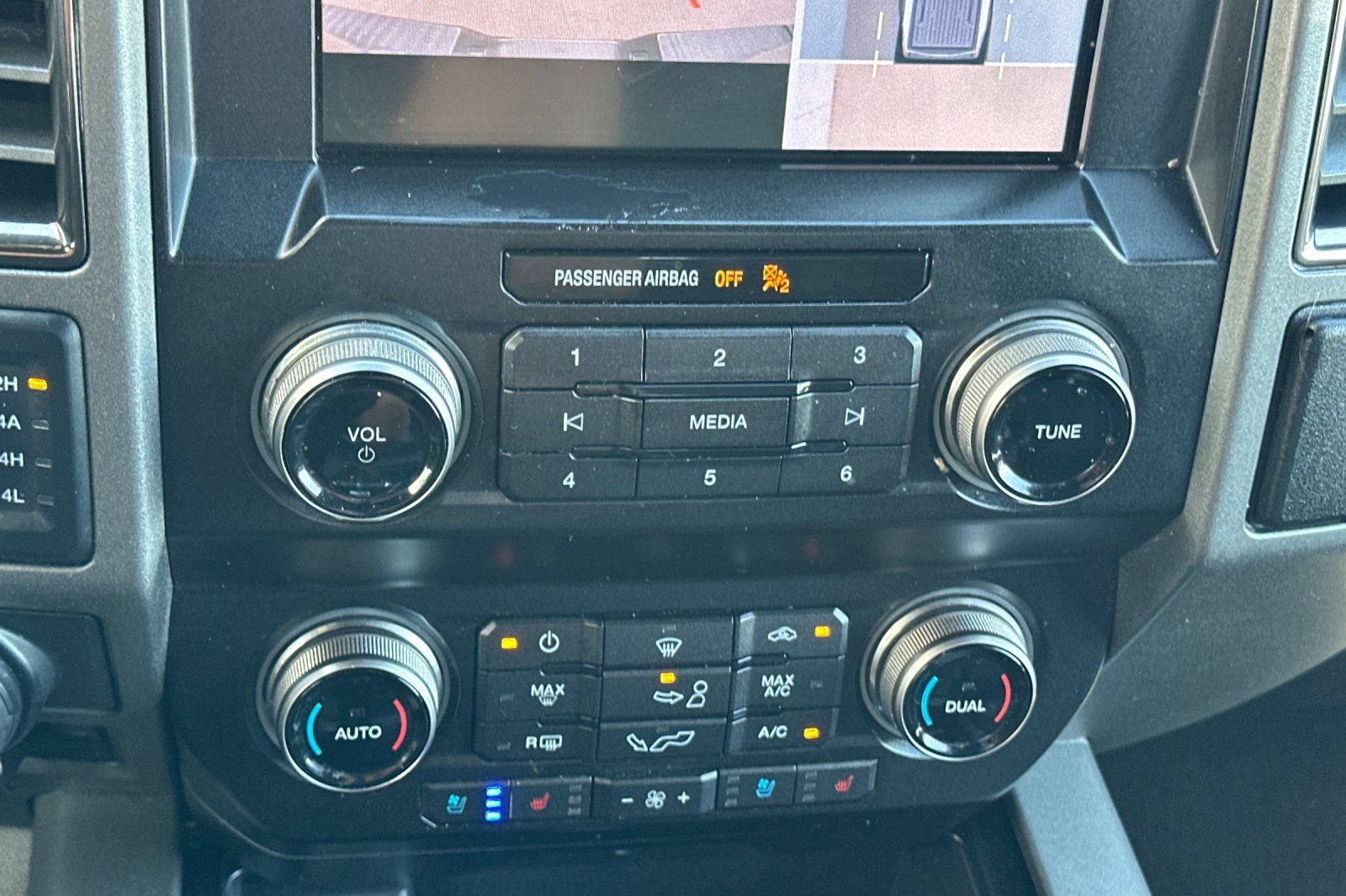 Certified 2019 Ford F150 Raptor w/ Equipment Group 802A Luxury AWD/4WD image 21