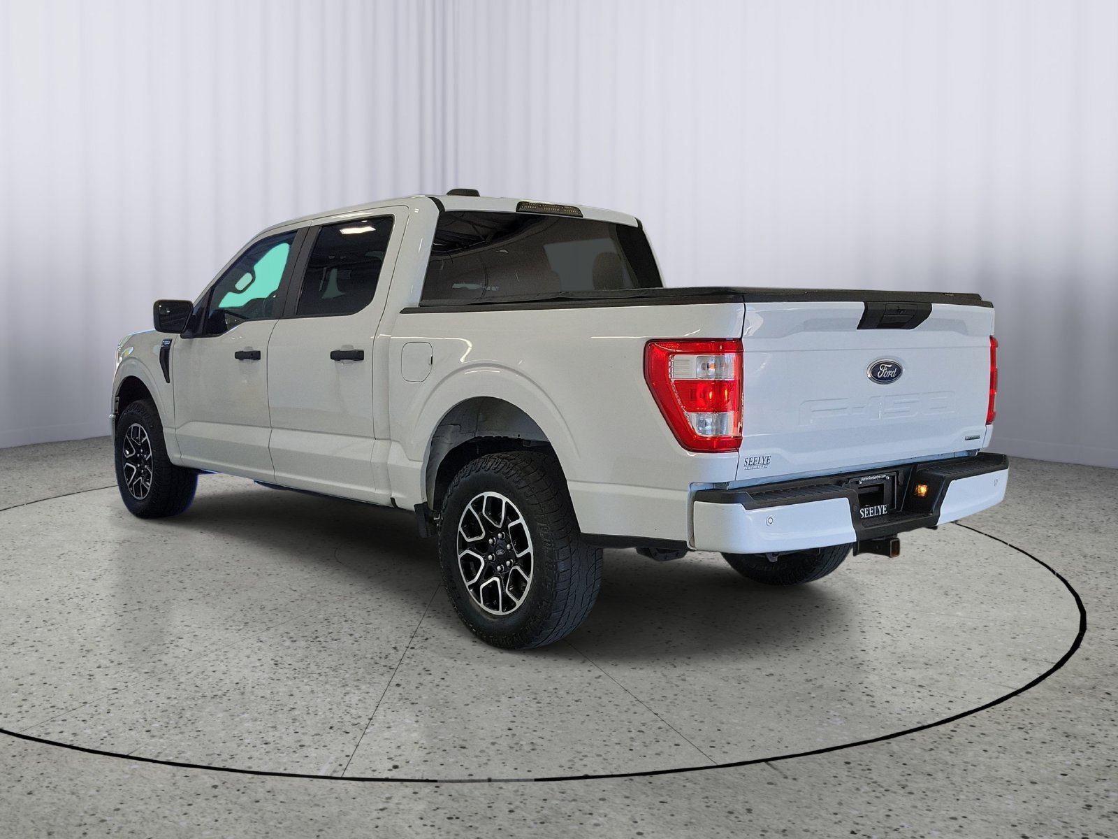 Certified 2022 Ford F150 XL w/ STX Appearance Package AWD/4WD image 3