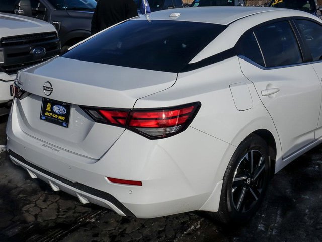 Used 2025 Nissan Sentra SV image 9