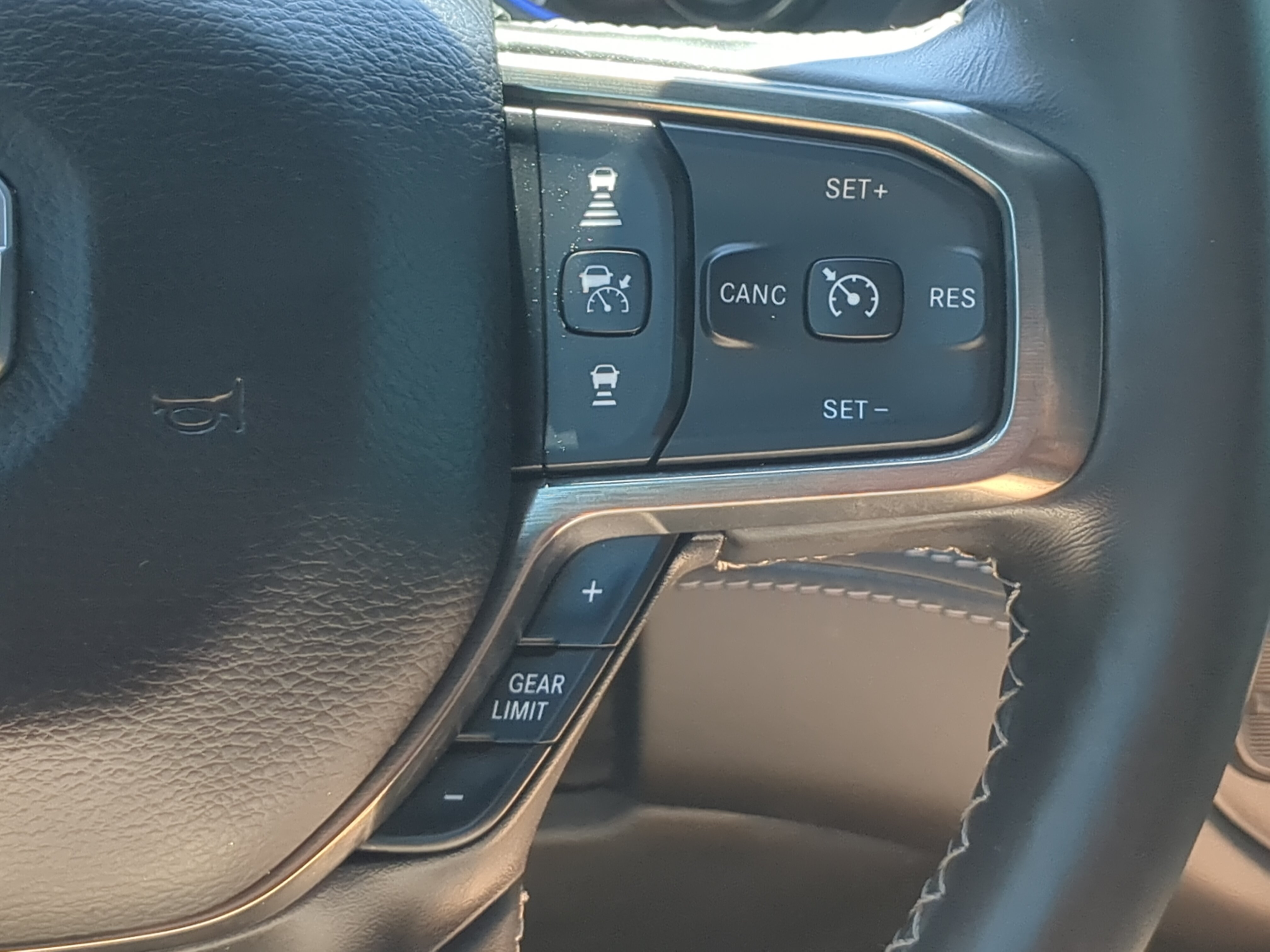 Used 2020 RAM 1500 Limited RWD image 25
