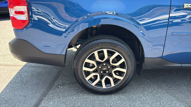 Certified 2024 Ford Maverick Lariat AWD/4WD image 9