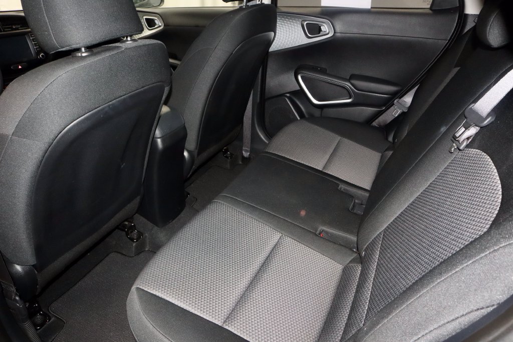 Used 2020 Kia Soul LX FWD image 20