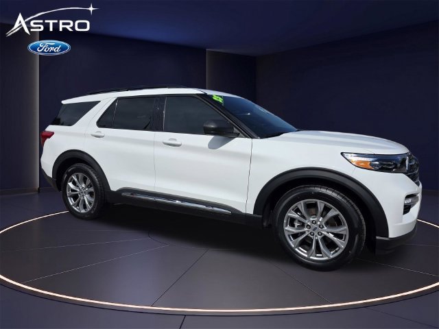 Certified 2023 Ford Explorer XLT w/ Equipment Group 202A