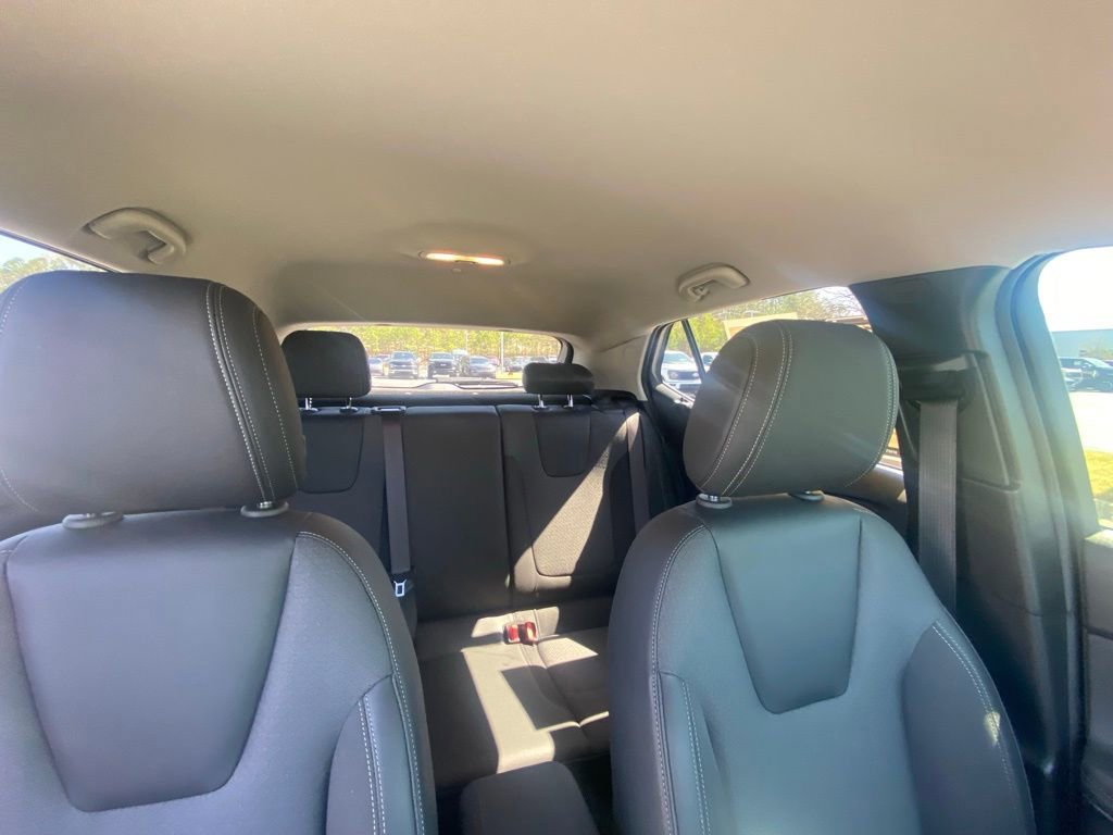 Used 2024 Buick Encore GX Preferred image 27