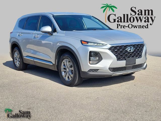 Used 2020 Hyundai Santa Fe SE FWD image 1