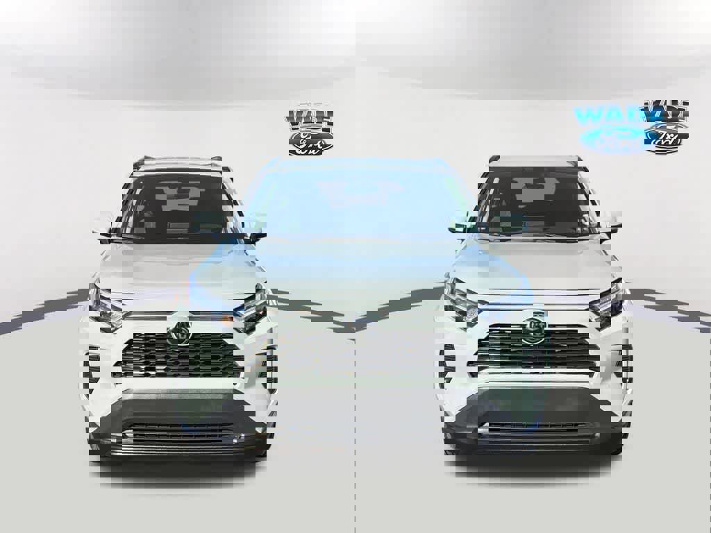 Used 2023 Toyota RAV4 XLE image 2