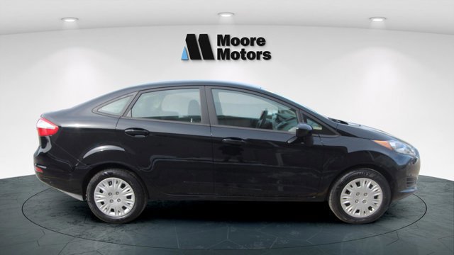 Certified 2019 Ford Fiesta S image 6