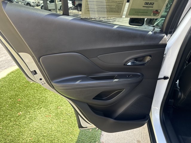 Used 2020 Buick Encore Preferred FWD image 16