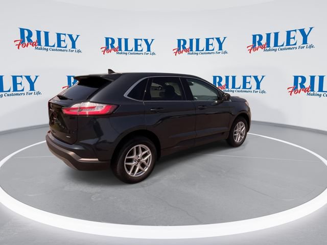 Certified 2024 Ford Edge SEL w/ Convenience Package AWD/4WD image 9