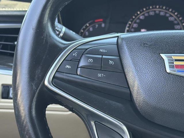 Used 2019 Cadillac XT5 FWD image 11