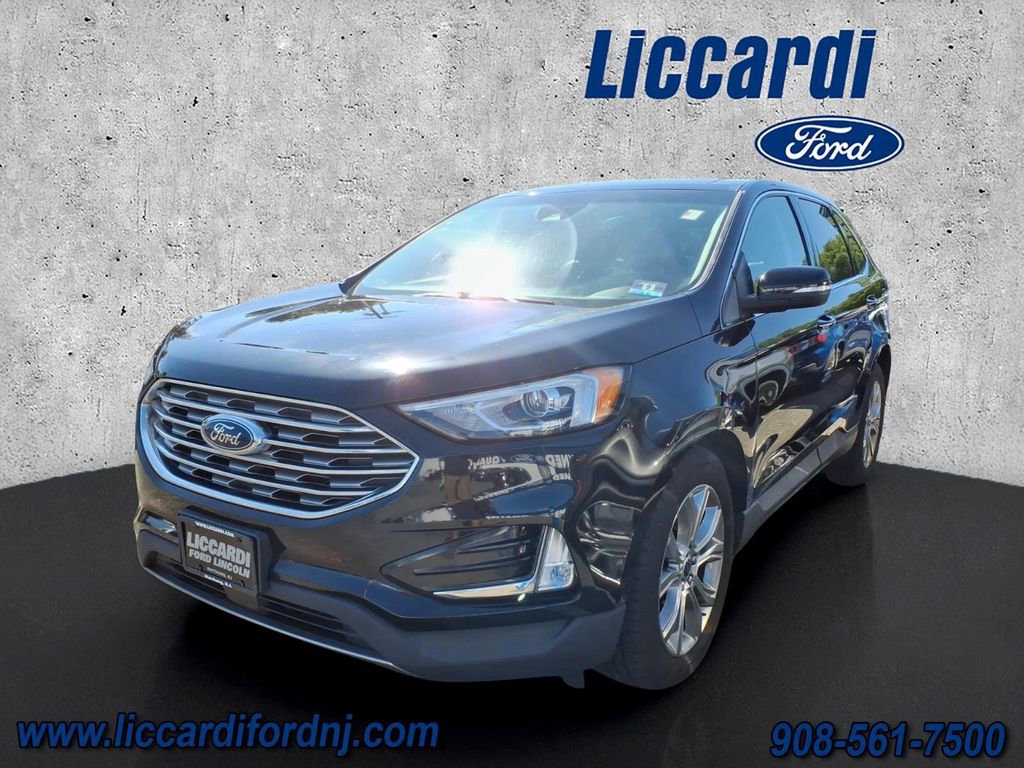 Certified 2019 Ford Edge Titanium w/ Cold Weather Package AWD/4WD image 3