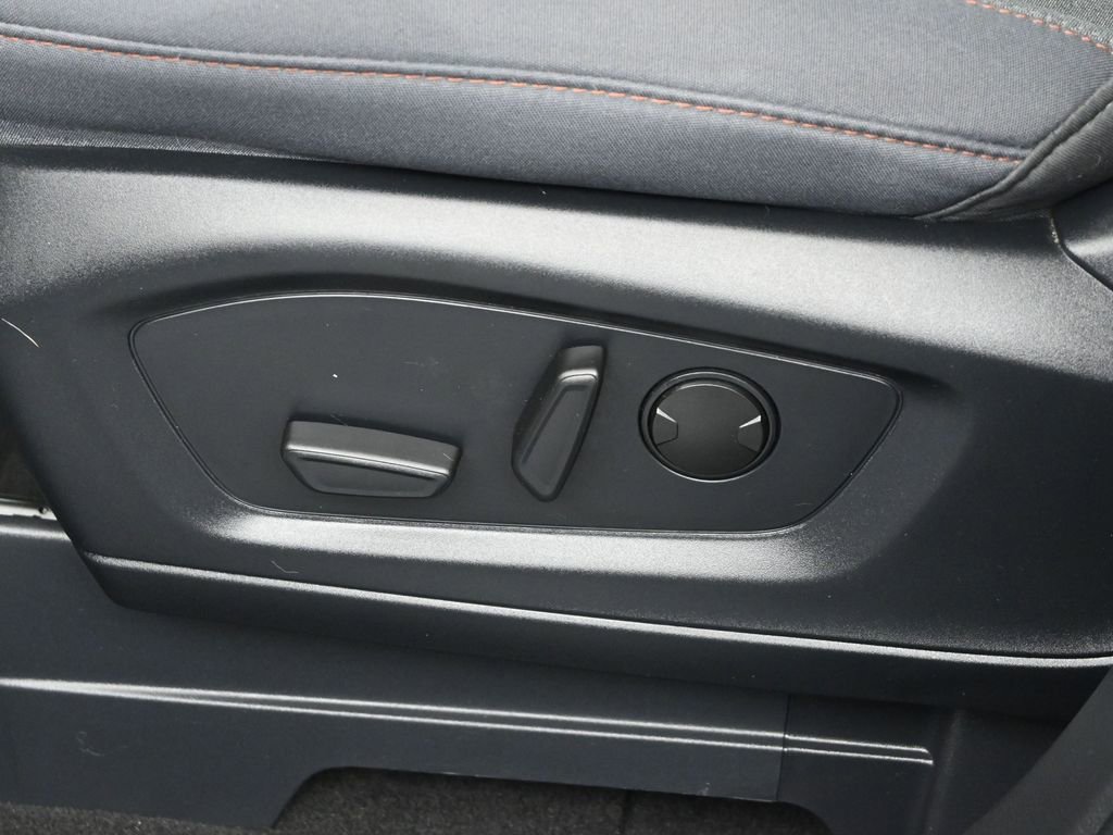 Certified 2025 Ford Explorer Active RWD image 10