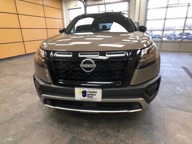 Used 2023 Nissan Pathfinder Rock Creek image 2