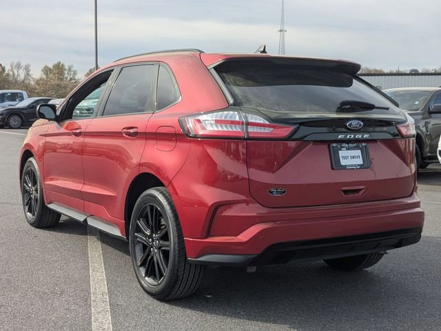 Certified 2022 Ford Edge ST-Line image 3
