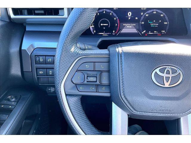 Used 2025 Toyota Tacoma TRD Off-Road AWD/4WD image 10