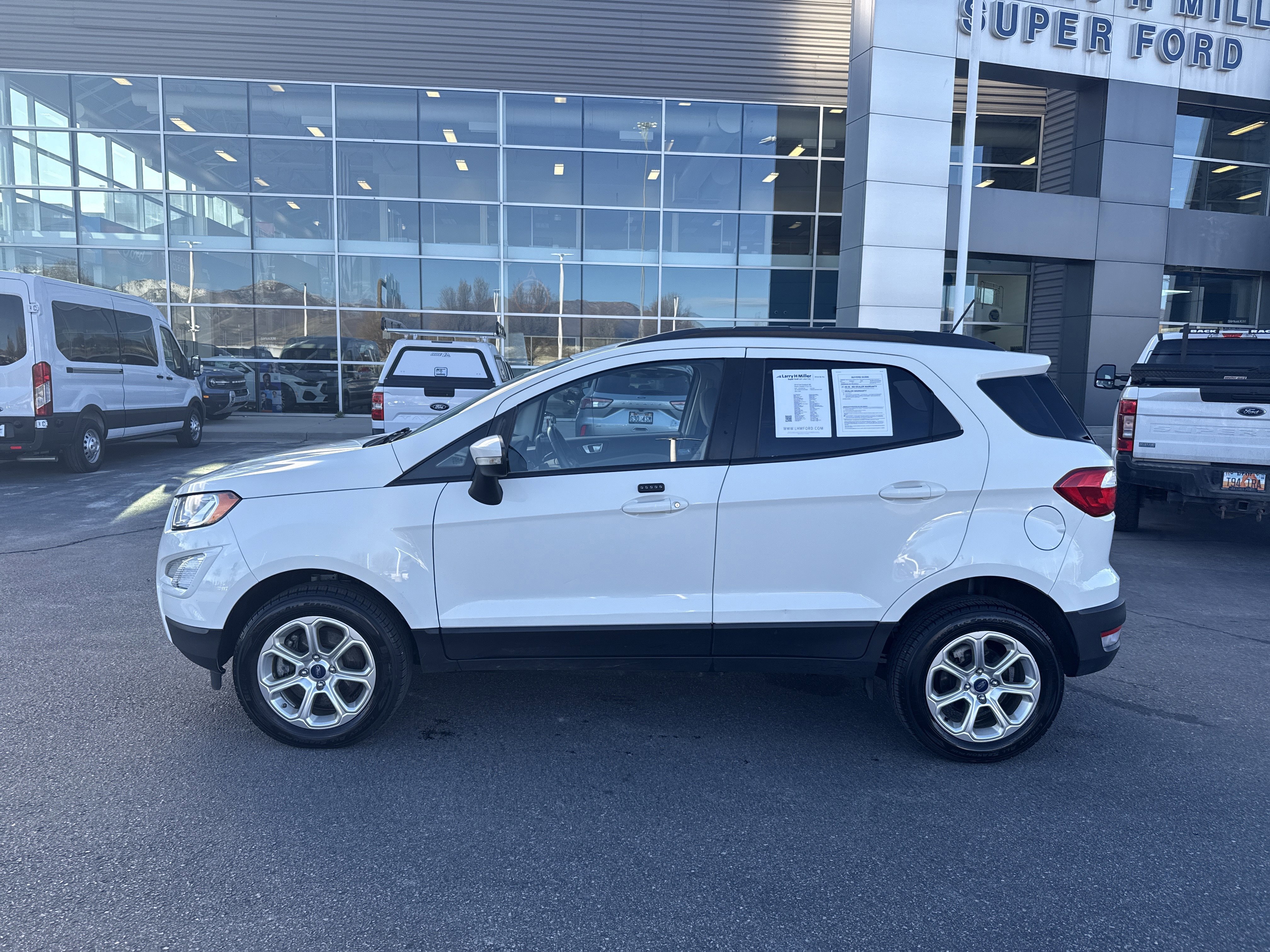 Certified 2018 Ford EcoSport SE w/ SE Cold Weather Package image 2