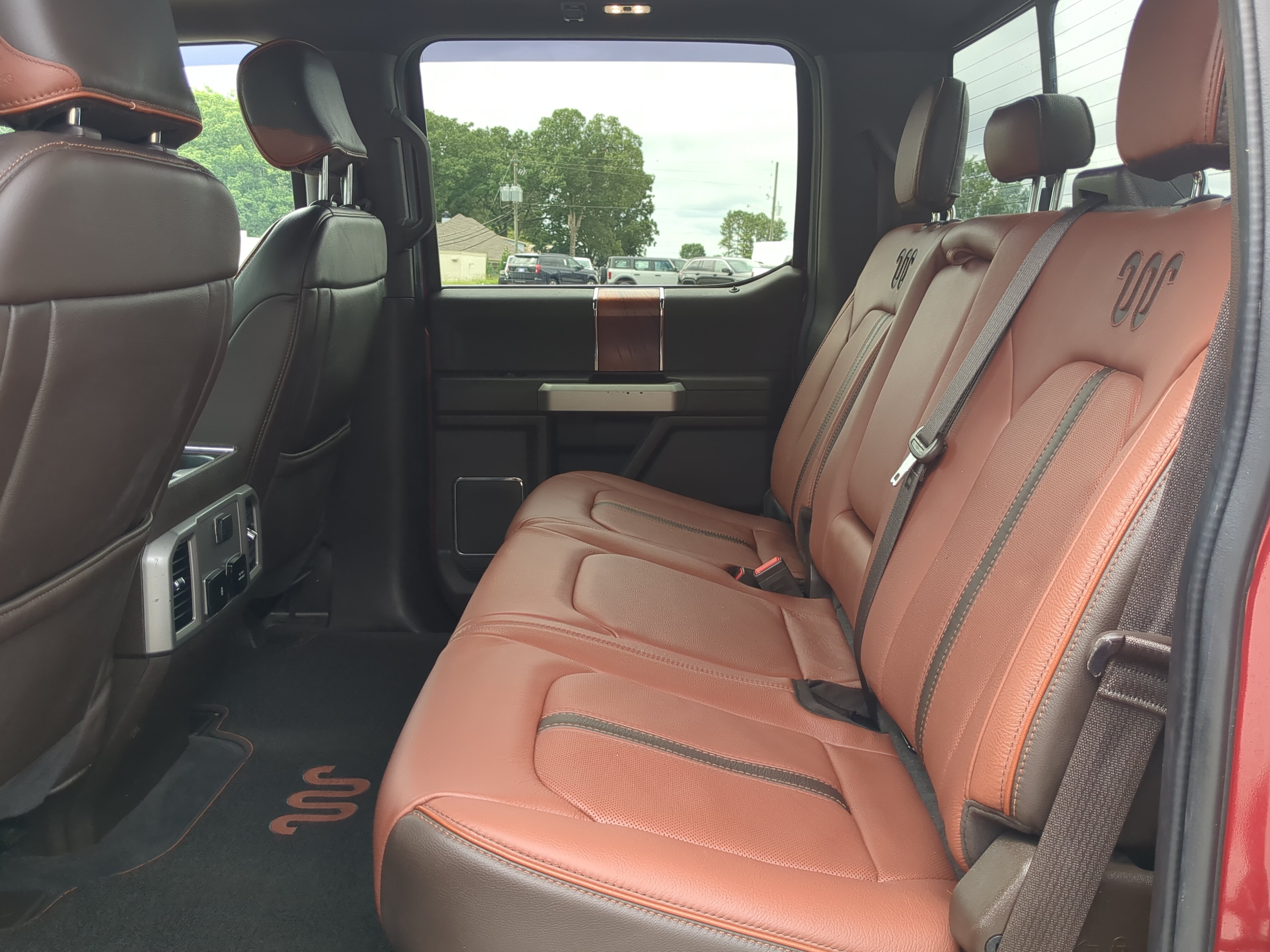 Certified 2021 Ford F250 King Ranch w/ King Ranch Ultimate Package AWD/4WD image 12