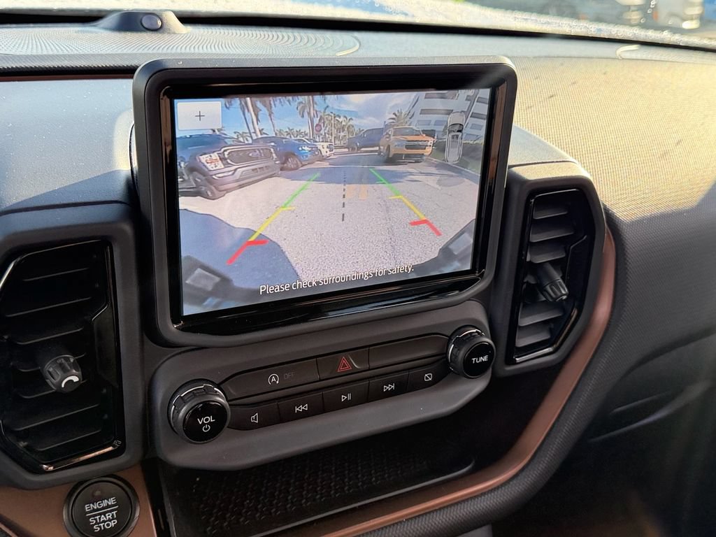 Certified 2021 Ford Bronco Sport Outer Banks w/ Outer Banks Package AWD/4WD image 21