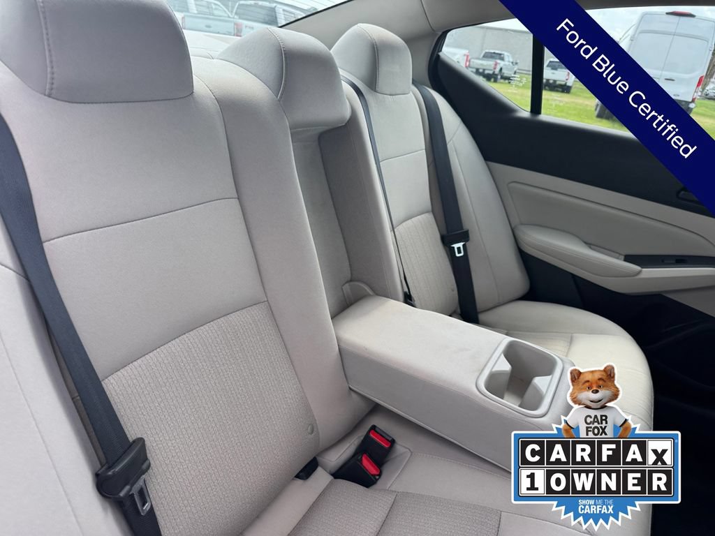 Used 2025 Nissan Altima 2.5 SV FWD image 29