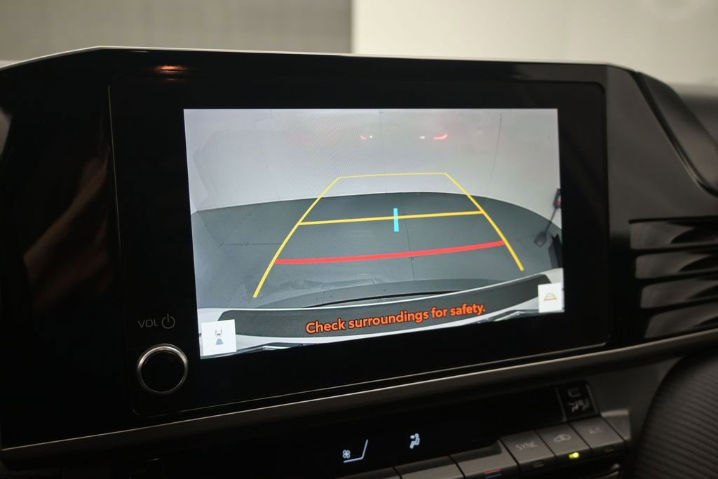 Used 2025 Toyota Camry SE FWD image 16