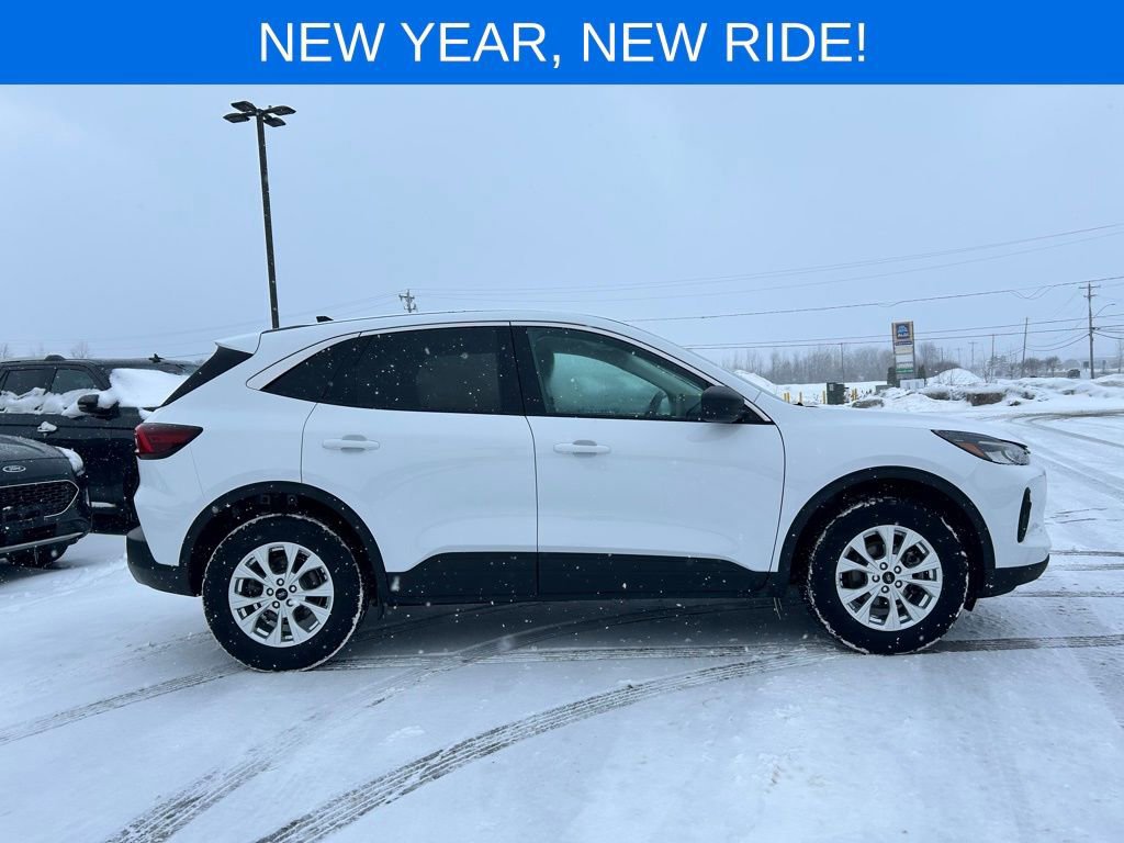 Certified 2024 Ford Escape Active image 7