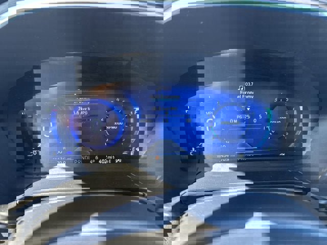 Certified 2022 Ford Escape Titanium image 15