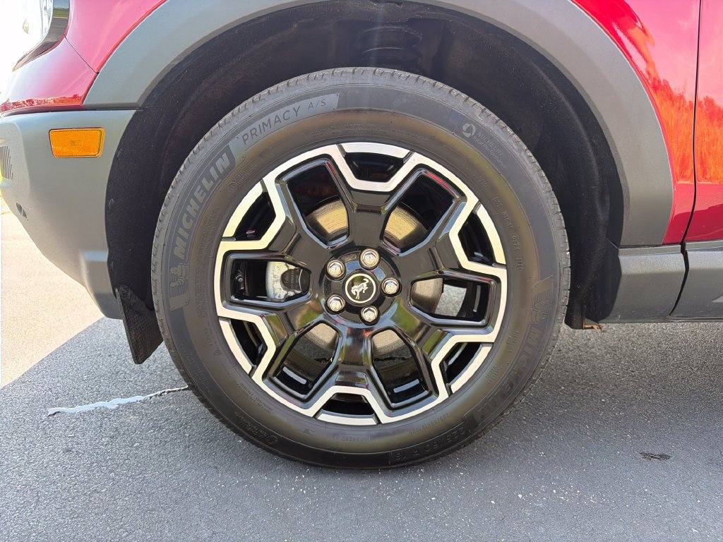 Certified 2025 Ford Bronco Sport Outer Banks w/ Outer Banks Tech Package+ AWD/4WD image 30