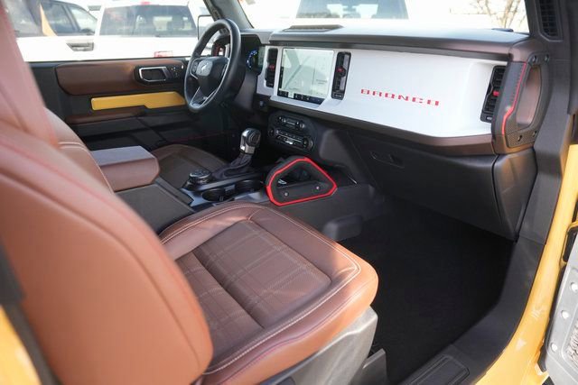 Certified 2024 Ford Bronco Heritage Edition image 13