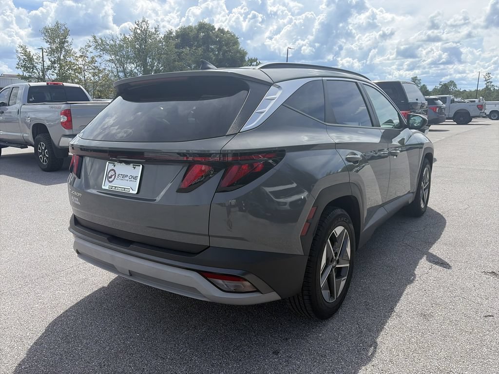 Used 2025 Hyundai Tucson SEL FWD image 7