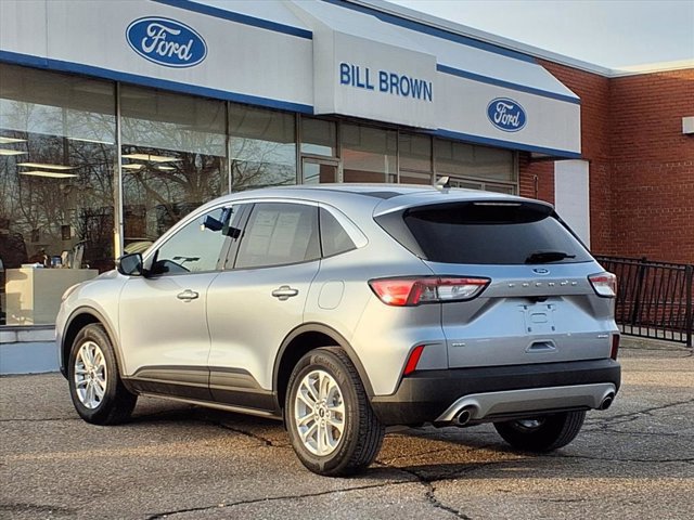 Certified 2022 Ford Escape SE w/ Convenience Package image 3