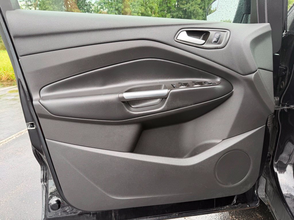 Certified 2019 Ford Escape SE FWD image 21