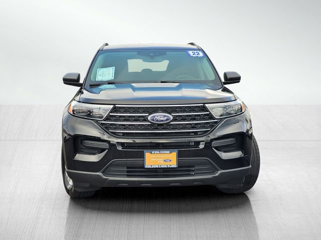 Certified 2022 Ford Explorer XLT image 2