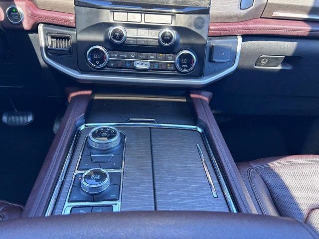Certified 2024 Ford Expedition Limited image 20