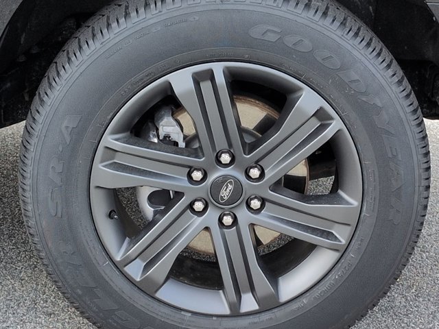 Certified 2023 Ford F150 Lariat w/ Equipment Group 502A High image 11