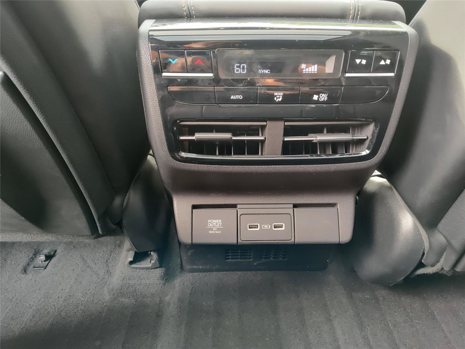 Used 2024 Acura MDX SH-AWD w/ Technology Package image 26
