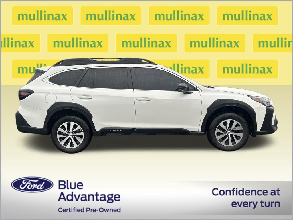 Used 2024 Subaru Outback Premium image 2