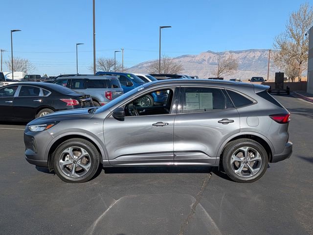 Certified 2024 Ford Escape ST-Line AWD/4WD image 3