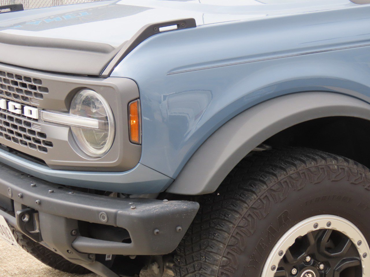 Certified 2023 Ford Bronco Badlands w/ Sasquatch Package AWD/4WD image 3