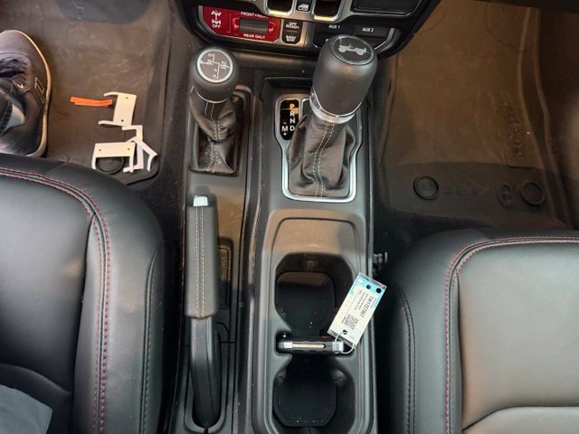 Used 2026 Jeep Wrangler Unlimited Rubicon AWD/4WD image 34