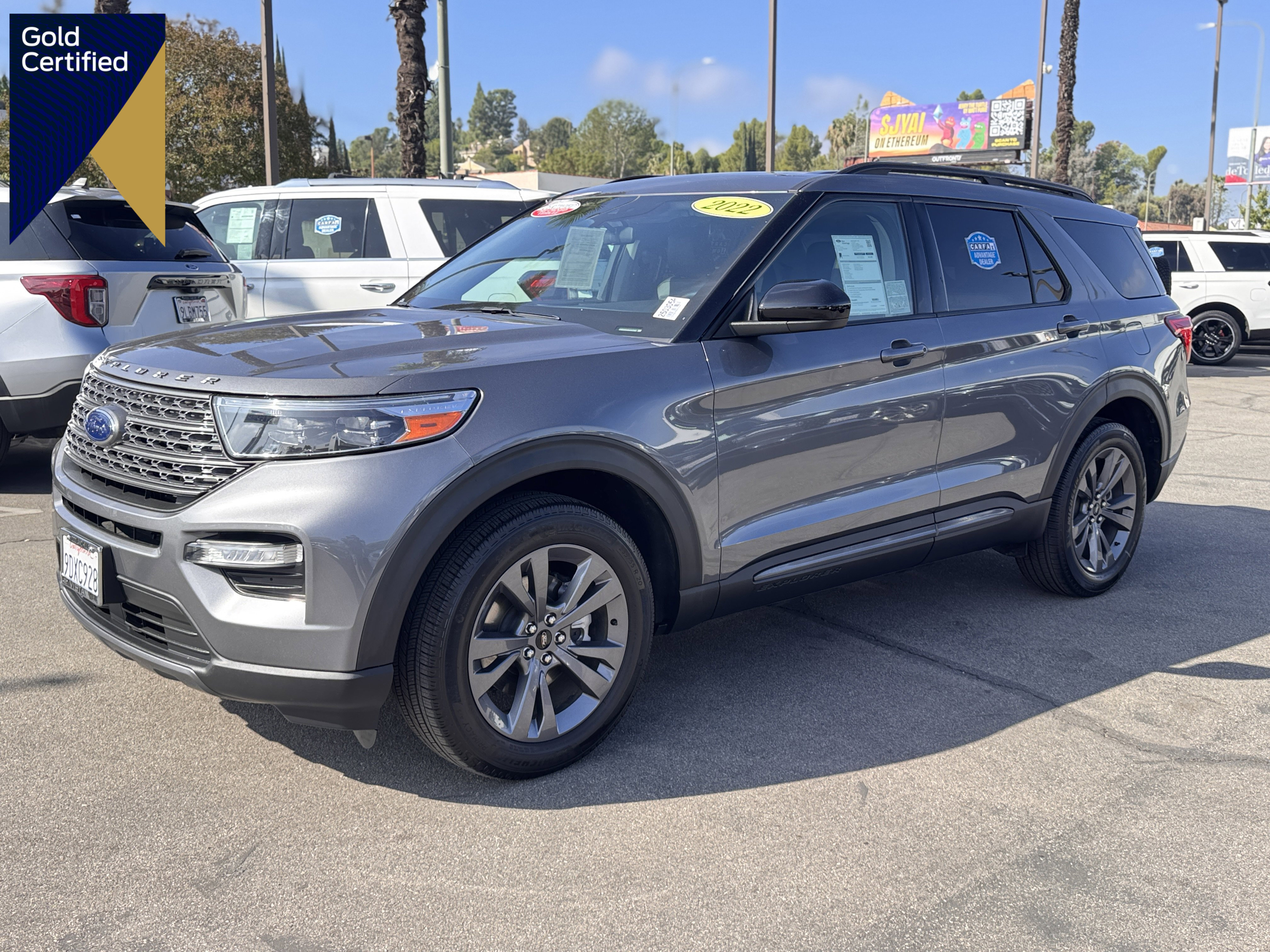 Certified 2022 Ford Explorer XLT w/ Equipment Group 202A