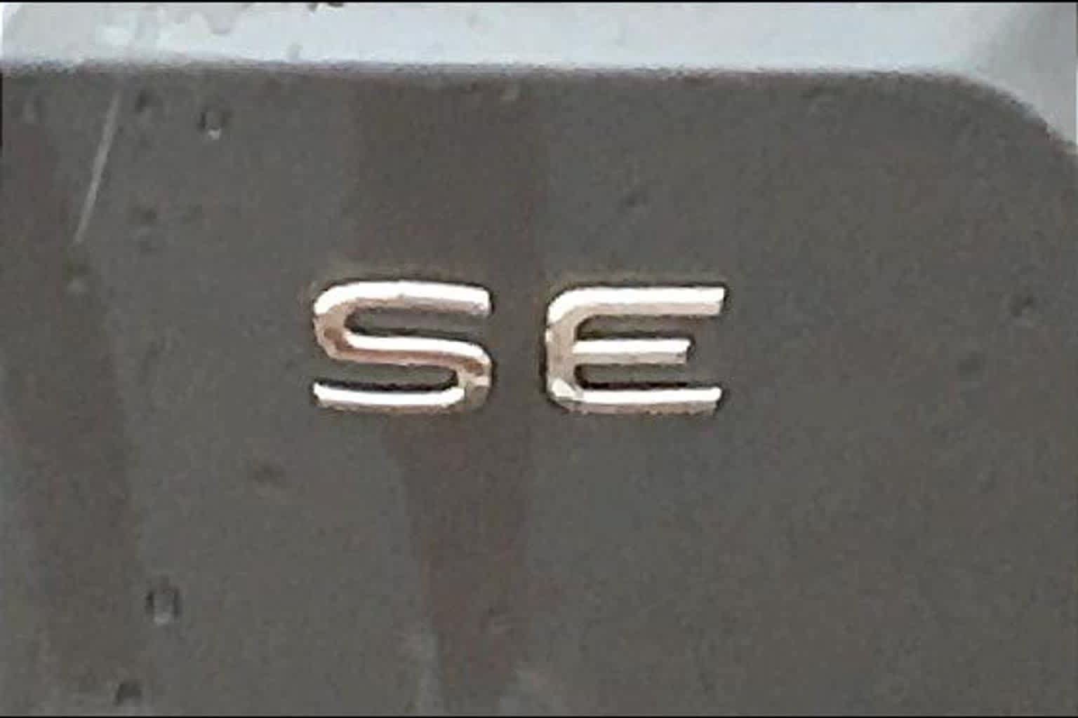 Used 2025 Volkswagen Atlas SE FWD image 10