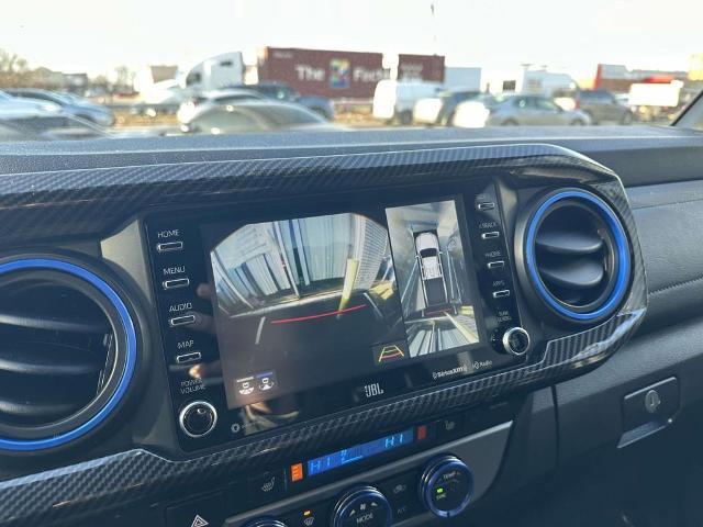 Used 2022 Toyota Tacoma Limited image 17
