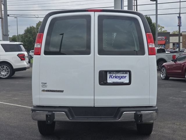Used 2025 Chevrolet Express 2500 w/ Driver Convenience Package RWD image 10